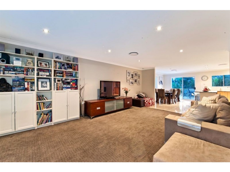 3 Limosa Street, Ashmore QLD 4214