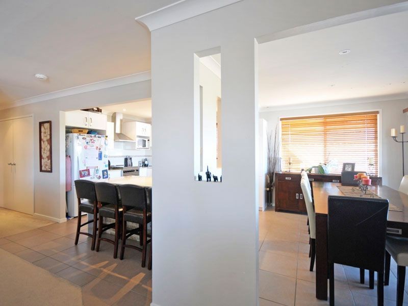 30 Bombala Street, Broadbeach Waters QLD 4218