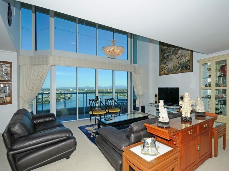 A15-3/75 Brighton Parade, Southport QLD 4215