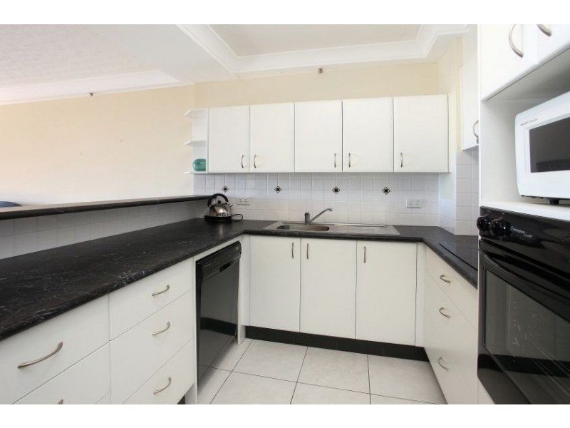 4B/973 Gold Coast Highway, Palm Beach QLD 4221