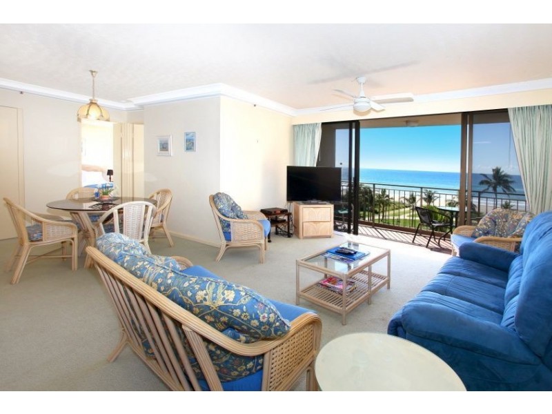 4B/973 Gold Coast Highway, Palm Beach QLD 4221