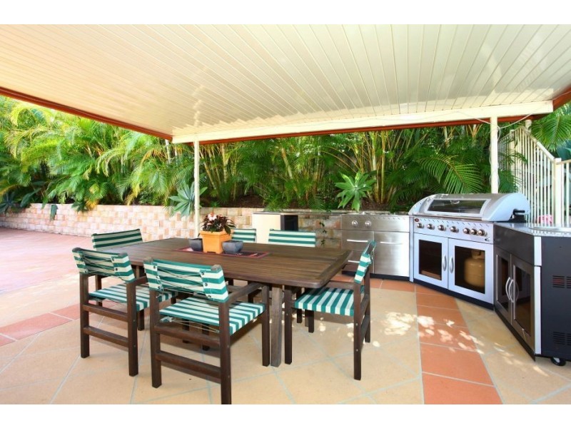 21 Lillywood Circuit, Molendinar QLD 4214