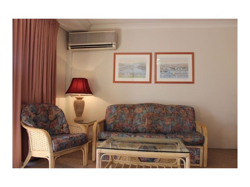31/1 Paradise Island, Surfers Paradise QLD 4217
