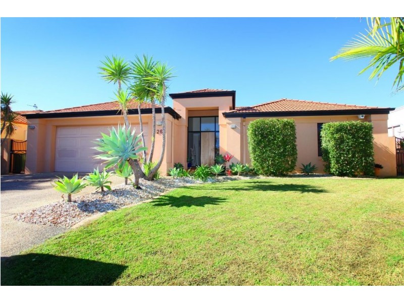 26 Deborah Ave, Benowa Waters QLD 4217