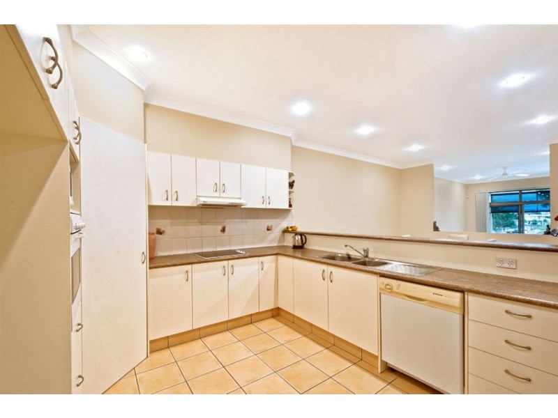 1/21 Paradise Parade, Paradise Point QLD 4216