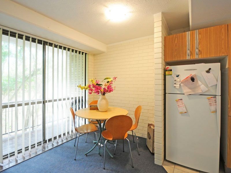 6/16 Markwell Ave, Surfers Paradise QLD 4217