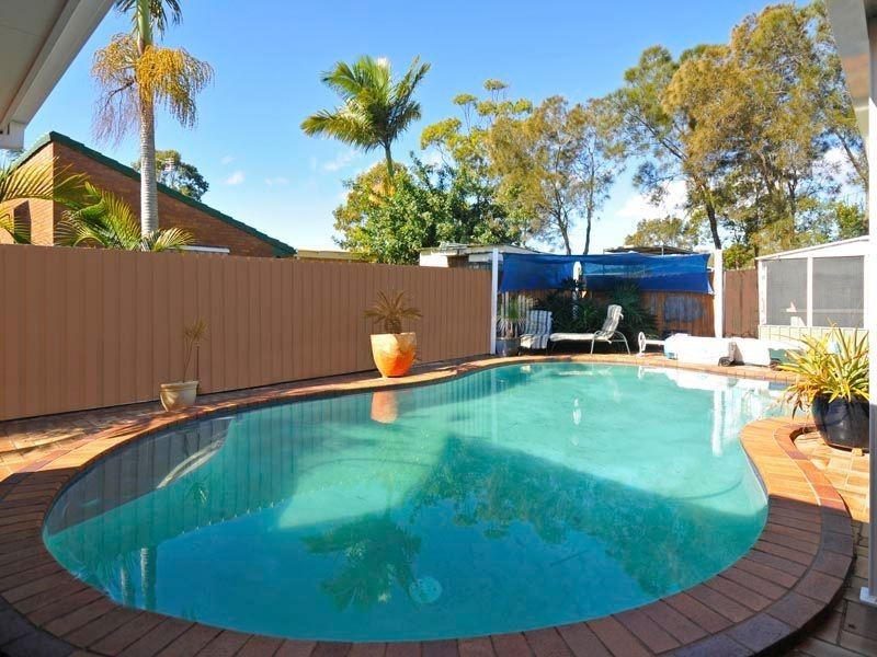 164 Christine Avenue, Burleigh Waters QLD 4220