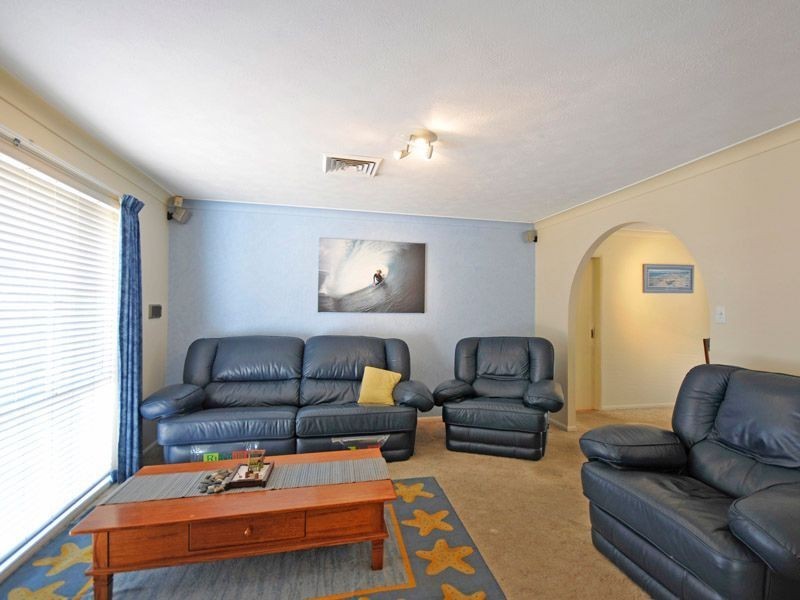 164 Christine Avenue, Burleigh Waters QLD 4220