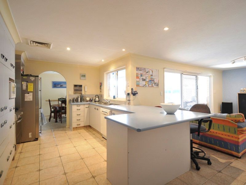 164 Christine Avenue, Burleigh Waters QLD 4220