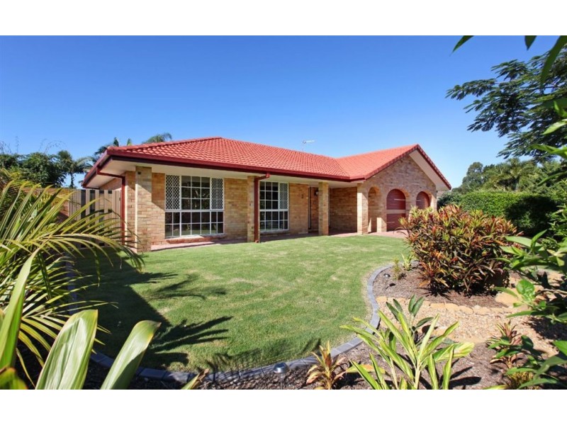 3 Long Island Court, Mermaid Waters QLD 4218