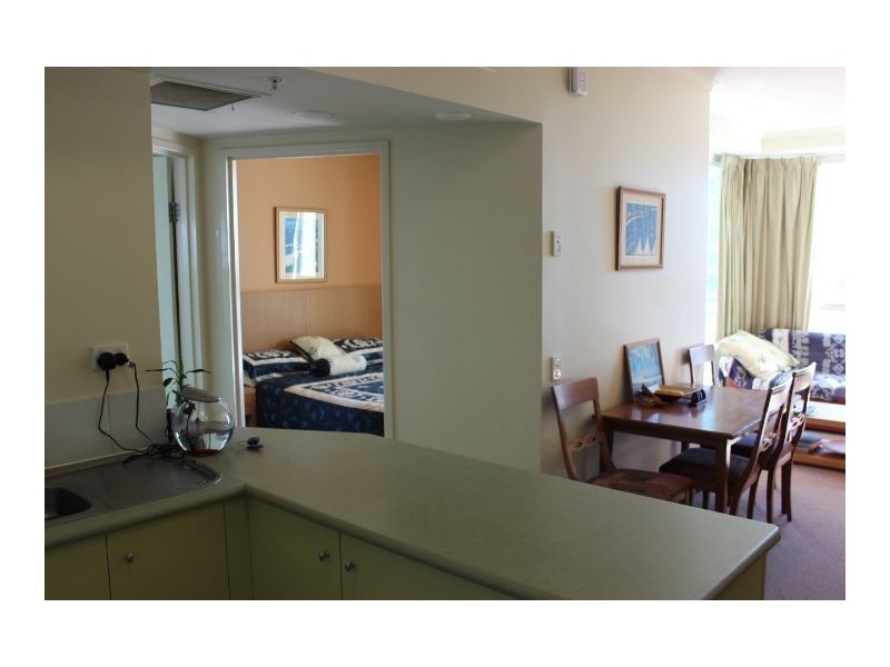 906/52 Pacific Street, Main Beach QLD 4217