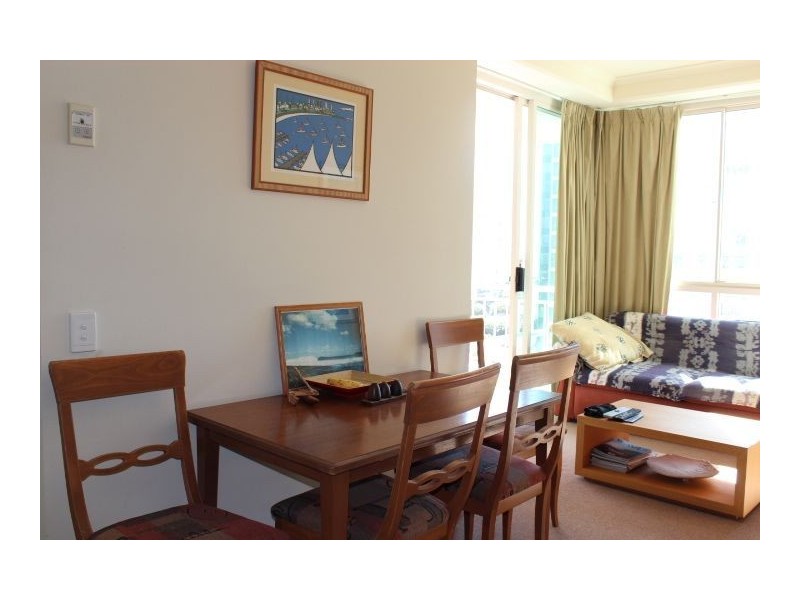 906/52 Pacific Street, Main Beach QLD 4217