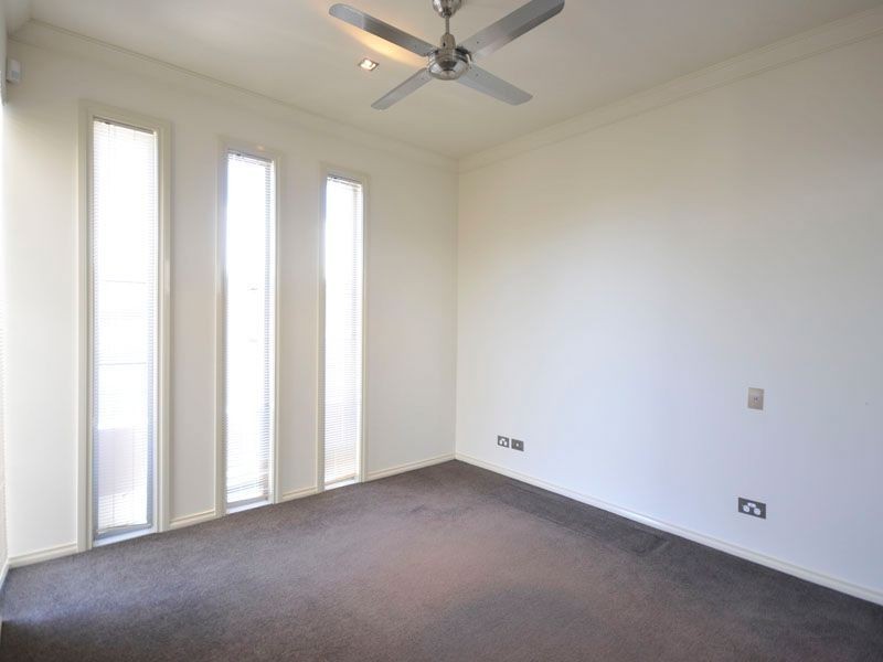 1/13 Pisa Court, Surfers Paradise QLD 4217