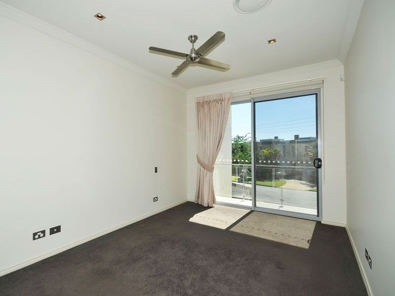 1/13 Pisa Court, Surfers Paradise QLD 4217