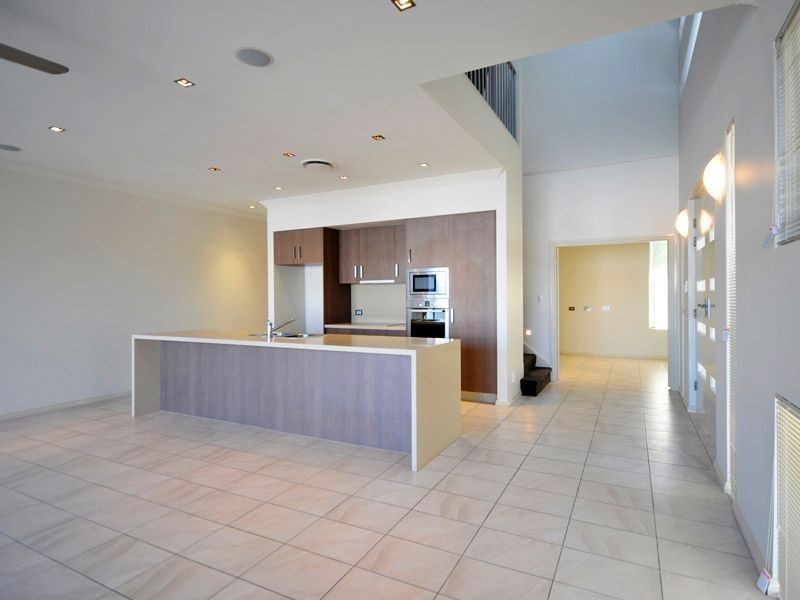 1/13 Pisa Court, Surfers Paradise QLD 4217