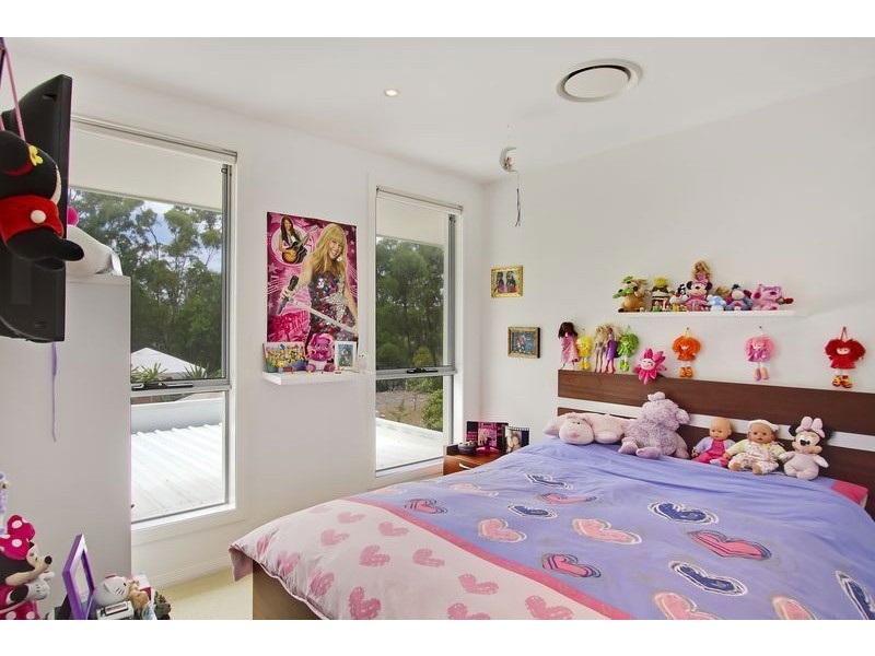 8002 B Vista Drive, Benowa QLD 4217