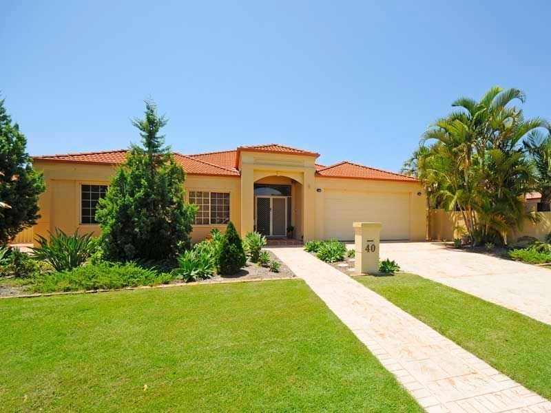 40 Sir Bruce Small Blvd, Benowa Waters QLD 4217