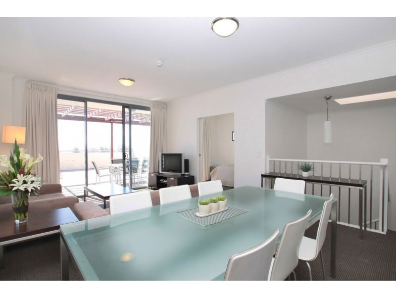 1122/1 Ocean Street, Burleigh Heads QLD 4220