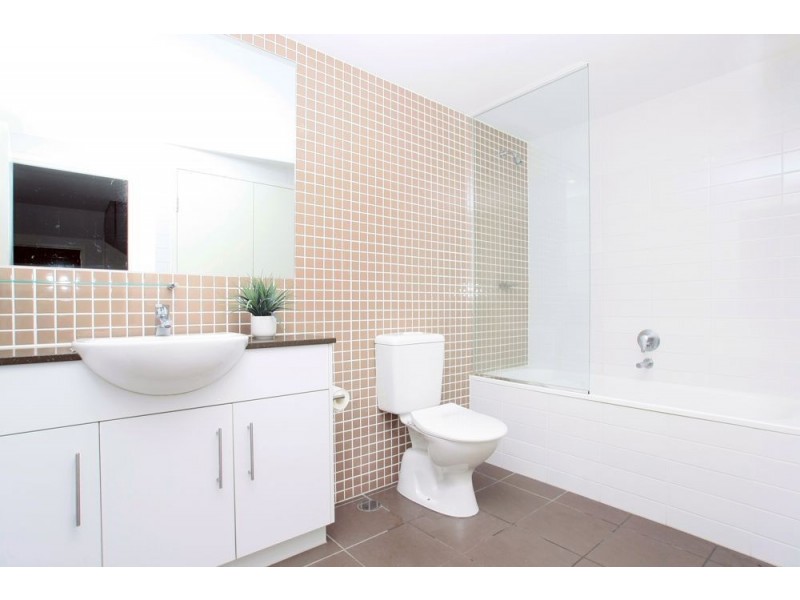 1122/1 Ocean Street, Burleigh Heads QLD 4220