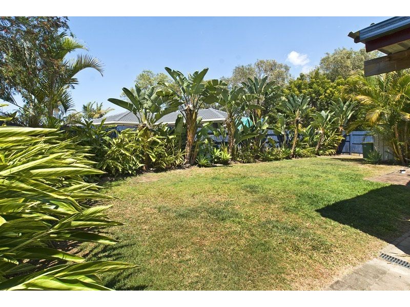 71 Barrier Reef Drive, Mermaid Waters QLD 4218