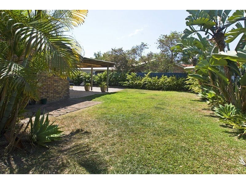 71 Barrier Reef Drive, Mermaid Waters QLD 4218