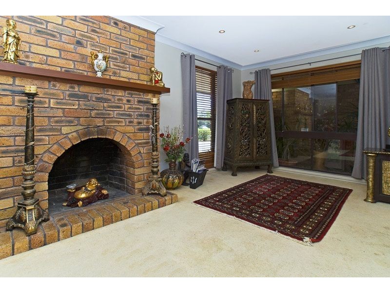 71 Barrier Reef Drive, Mermaid Waters QLD 4218