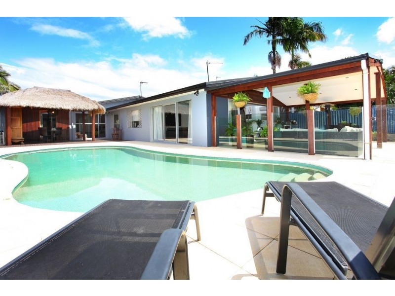 5 McCleary Street, Sorrento QLD 4217