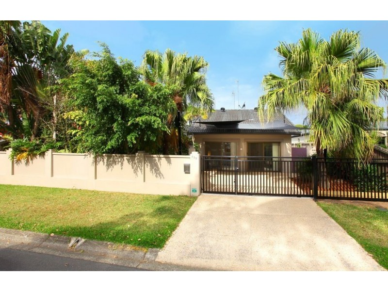 137 Witt Ave, Carrara QLD 4211