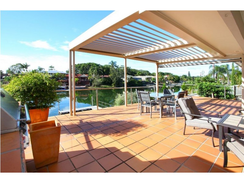 137 Witt Ave, Carrara QLD 4211
