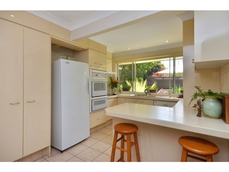 3 Montebello Court, Mermaid Waters QLD 4218