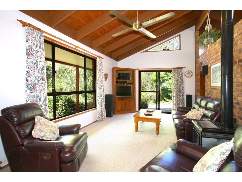 3 Limerick Drive, Witheren, Canungra QLD 4275