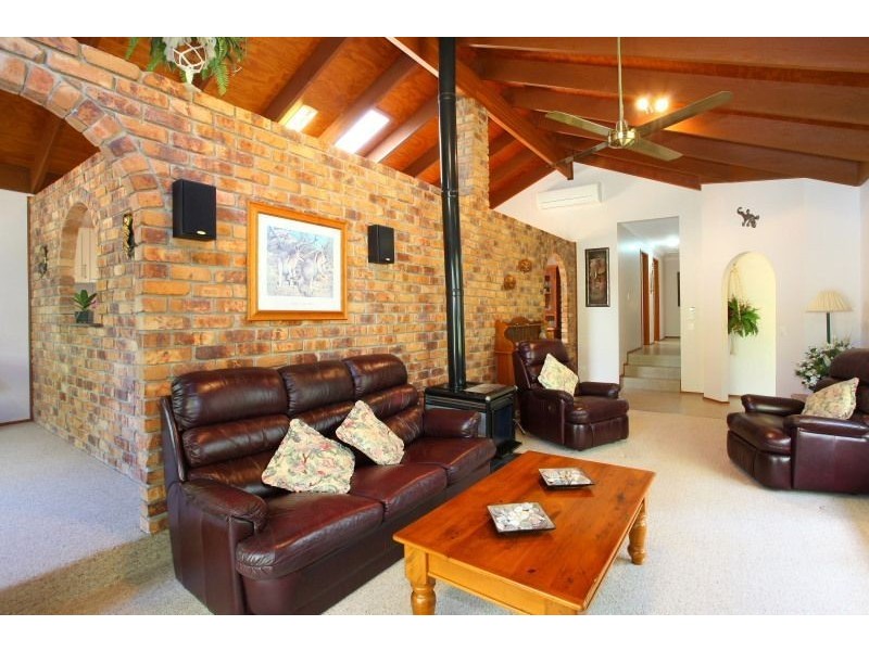 3 Limerick Drive, Witheren, Canungra QLD 4275