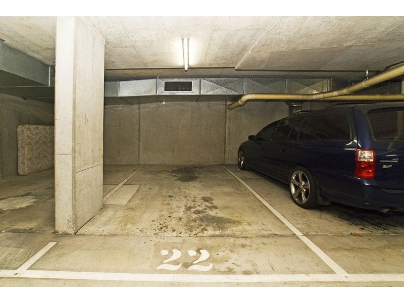 22/21 Markwell Ave, Surfers Paradise QLD 4217