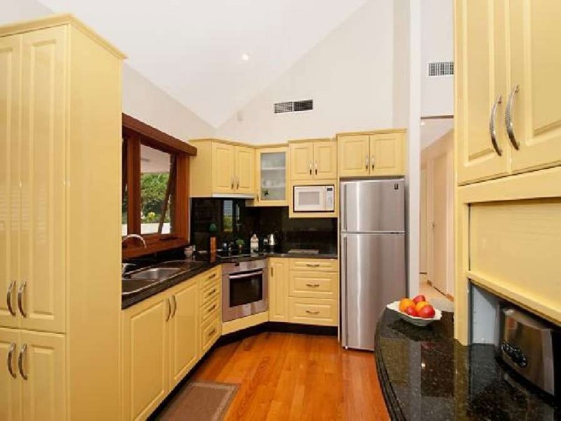 50 Binalong Drive, Ashmore QLD 4214