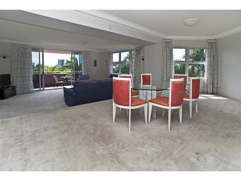 17/12 Commodore Drive, Paradise Waters QLD 4217