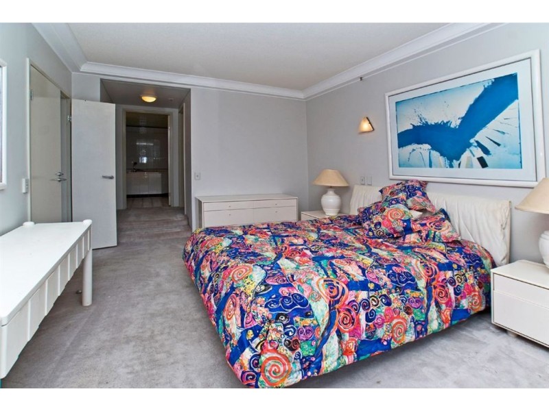 17/12 Commodore Drive, Paradise Waters QLD 4217