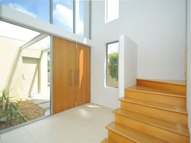 1/15 Inga Avenue, Surfers Paradise QLD 4217