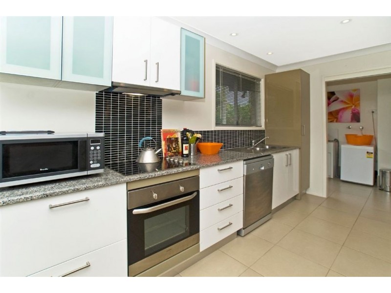 20 Shirley Street, Southport QLD 4215
