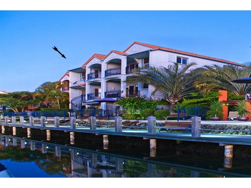42 John Lund Drive, Hope Island QLD 4212