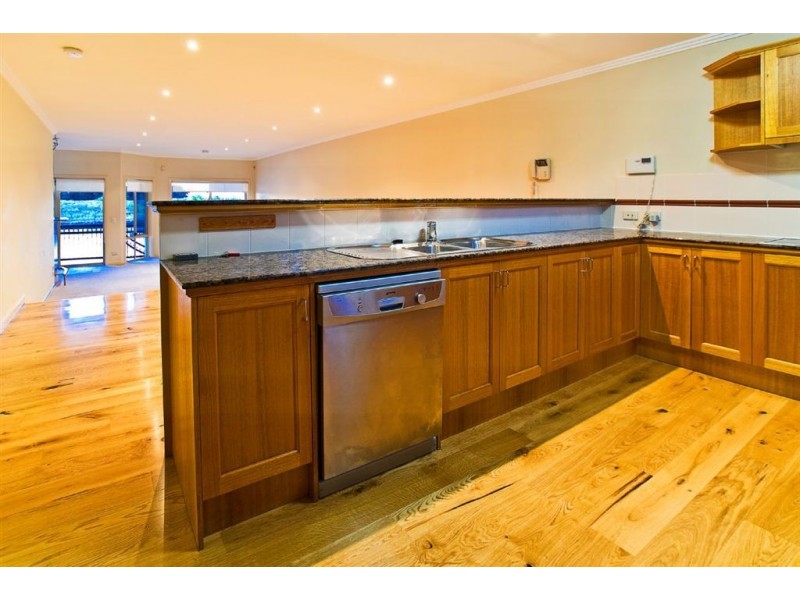 42 John Lund Drive, Hope Island QLD 4212
