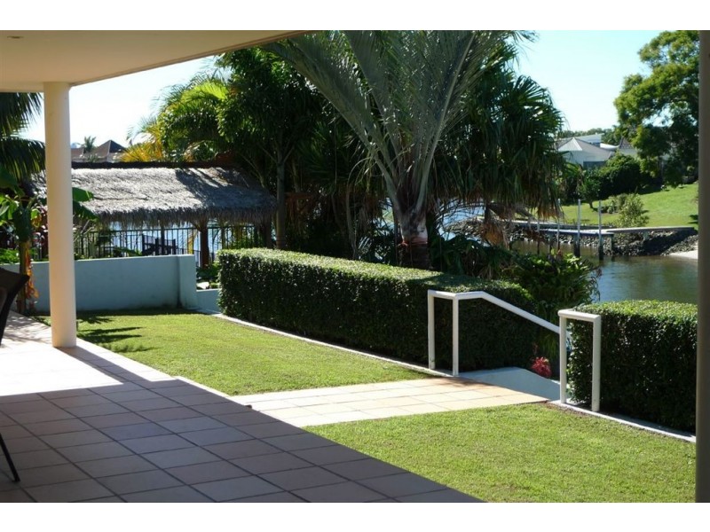 13 Conifer Crescent, Broadbeach Waters QLD 4218