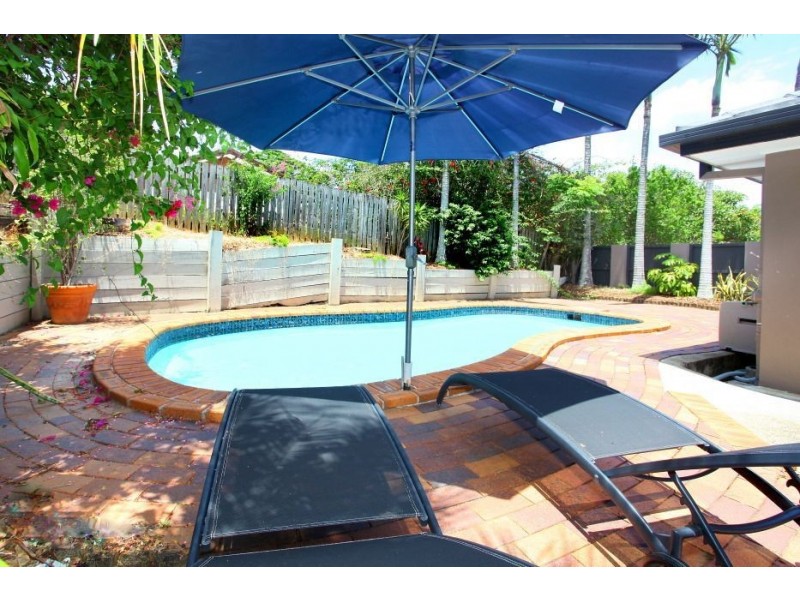 13 Nemo Street, Ashmore QLD 4214