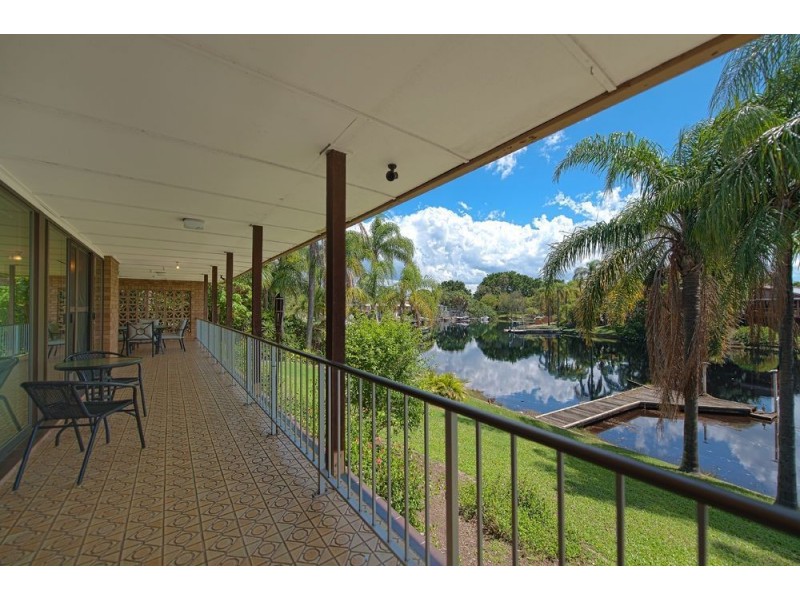 29 Witt Ave, Carrara QLD 4211