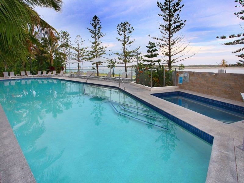 702/430 Marine Parade, Biggera Waters QLD 4216