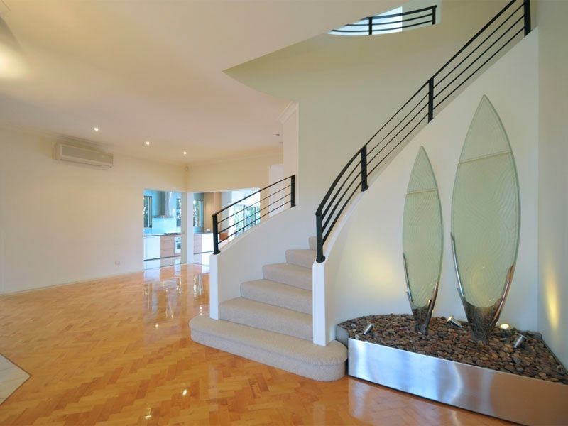 29 Sir Bruce Small Blvd, Benowa Waters QLD 4217