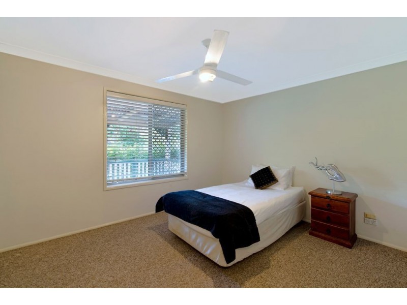 6 Millswyn Court, Carrara QLD 4211