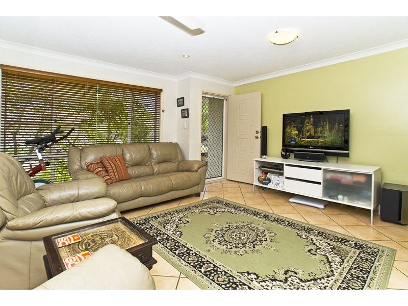 25/20 St Kevins Ave, Benowa QLD 4217