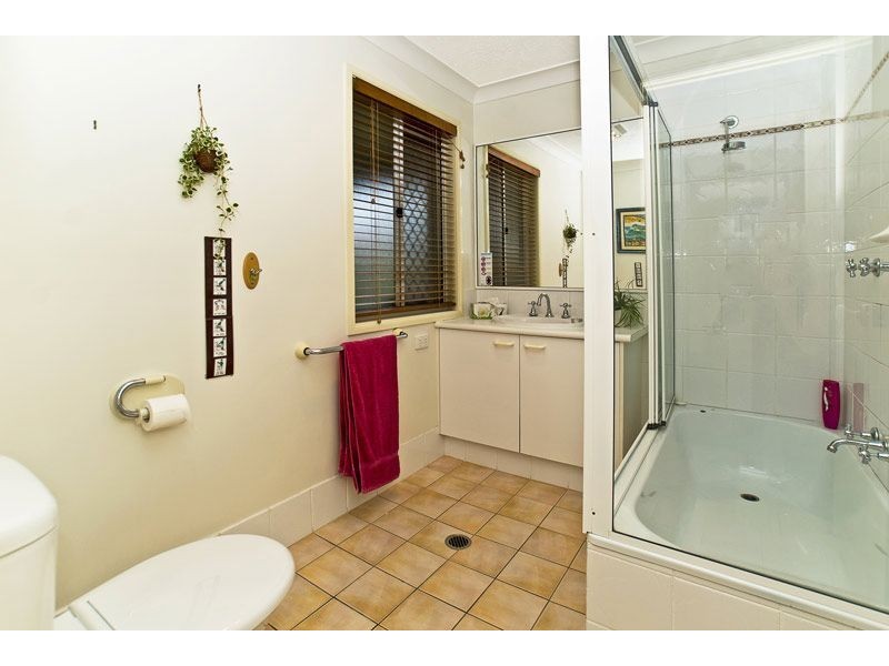 25/20 St Kevins Ave, Benowa QLD 4217