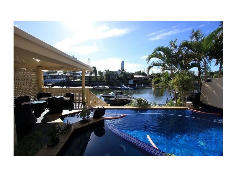 29 Vespa Crescent, Surfers Paradise QLD 4217
