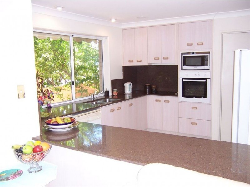 3 The Corso, Isle Of Capri QLD 4217